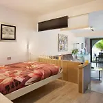 شقة With Beautiful Sea Views