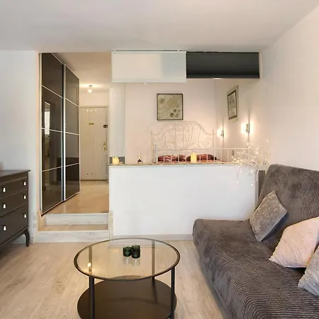 With Beautiful Sea Views Apartment