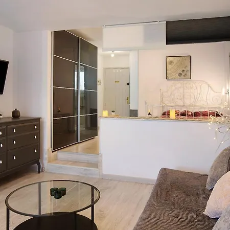 With Beautiful Sea Views Apartment