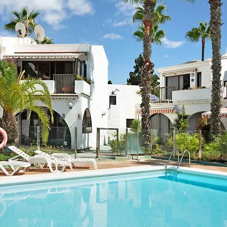 With Beautiful Sea Views *
