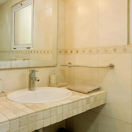 With Beautiful Sea Views Apartment *