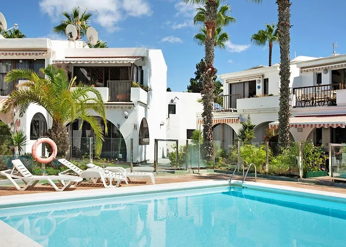 With Beautiful Sea Views *
