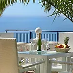 With Beautiful Sea Views Mogán